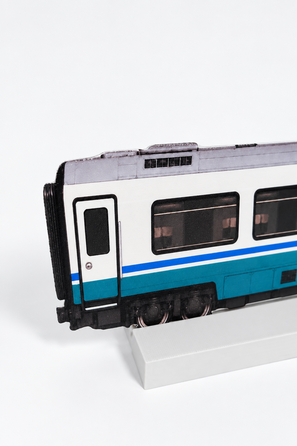 Chromatica Italian Intercity Graffiti Practice Coach – left side detail