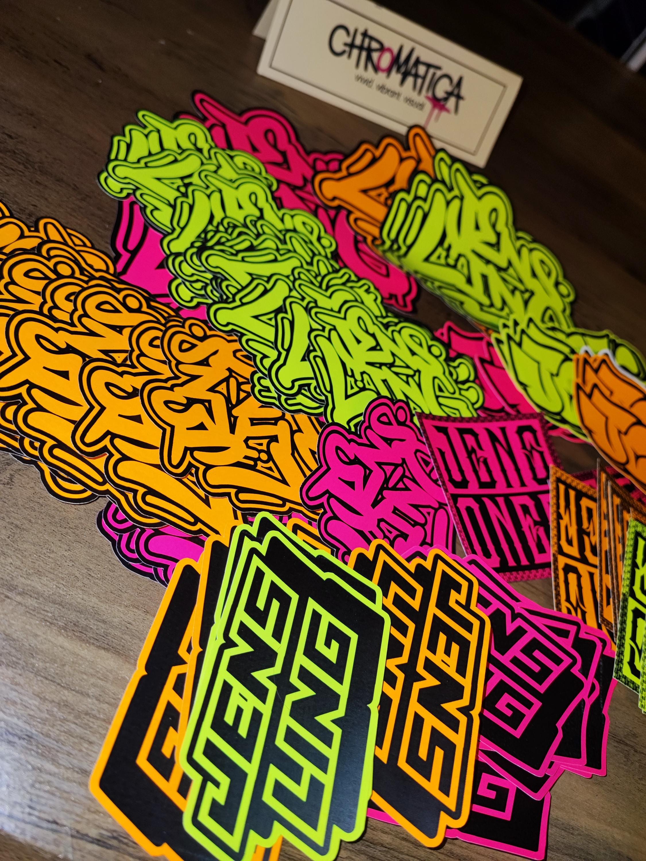 Neon Graffiti Sticker Set – Street Art in Neon Orange, Neon Yellow & Neon Pink, 15 Pcs