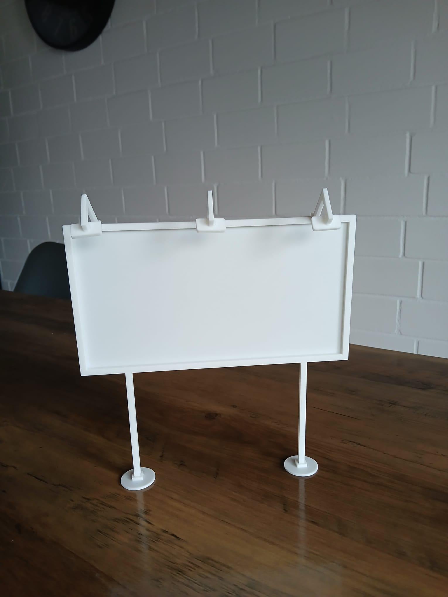 Mini Graffiti Billboard to Paint – DIY Street Art Model 20×20 cm – Urban Art Canvas for Acrylic Markers – Selfmade Artist Display