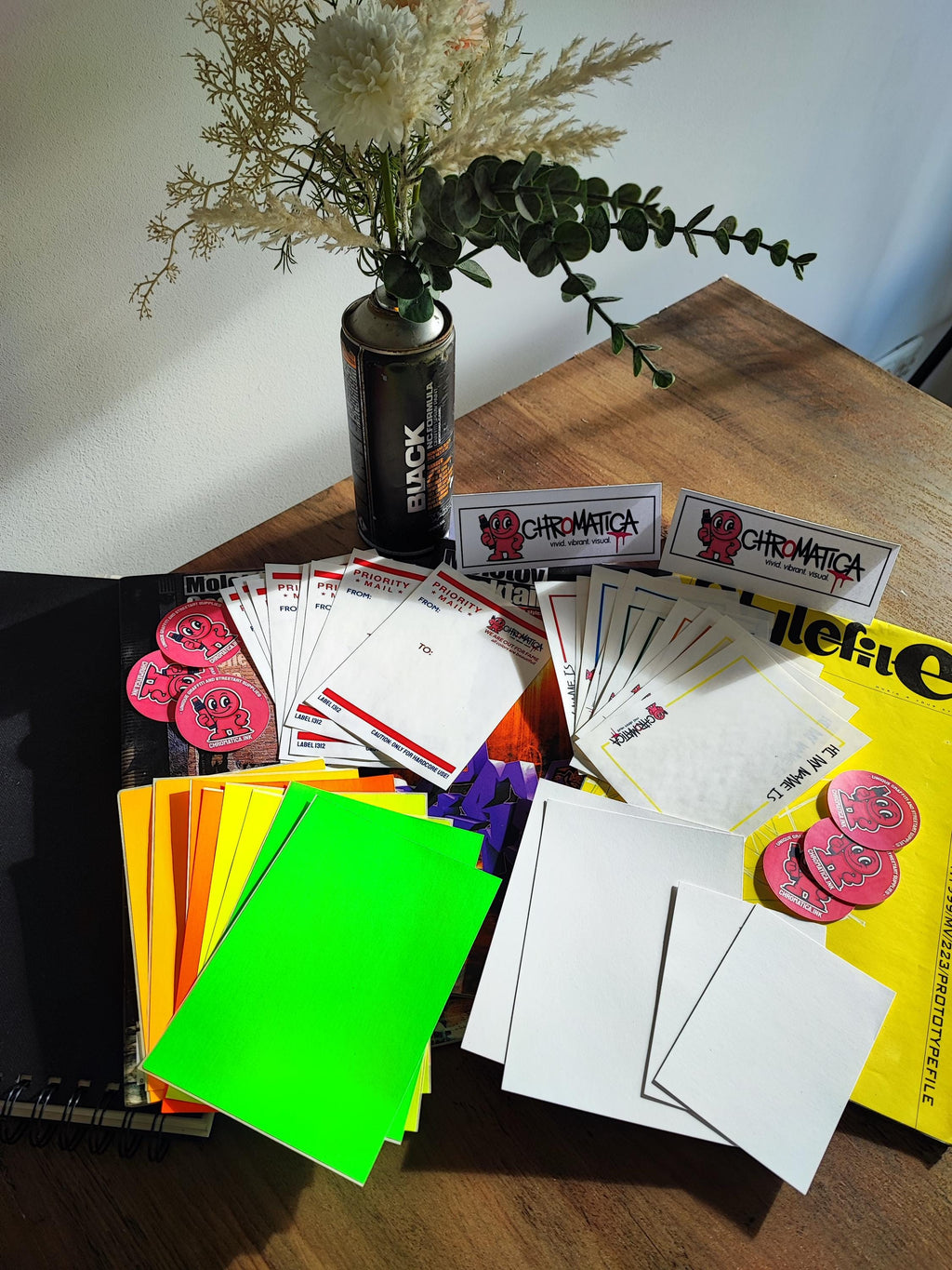 Graffiti Stickers 30 Pack – Graffiti Sticker Pack – Slap Stickers & Eggshell Kit