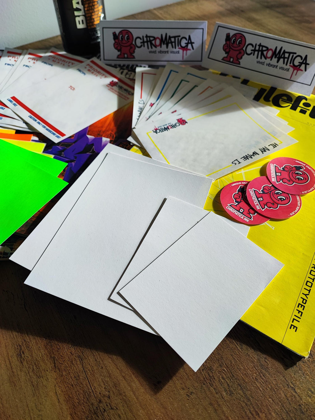 Graffiti Stickers 30 Pack – Graffiti Sticker Pack – Slap Stickers & Eggshell Kit