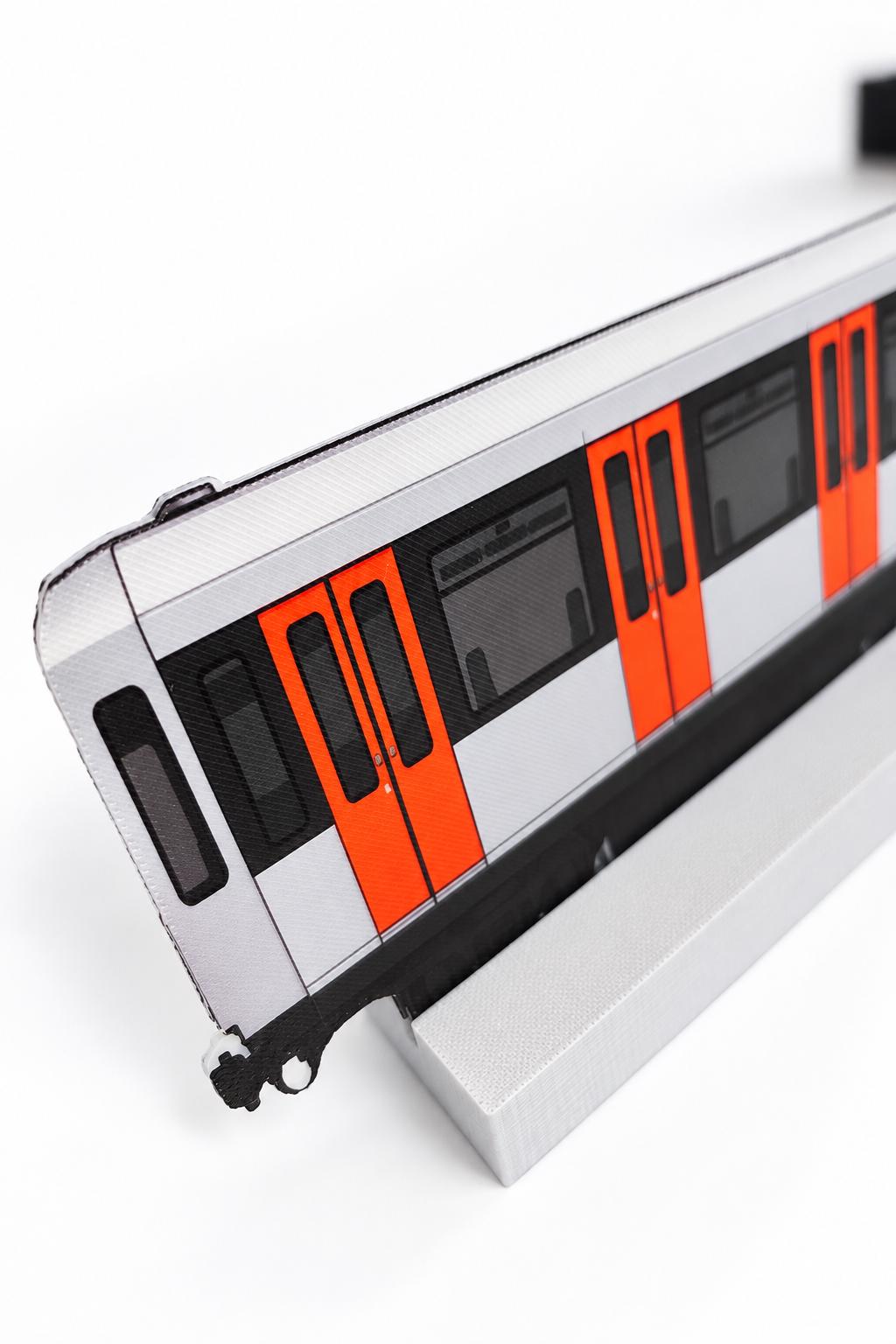Amsterdam Metro Graffiti Practice Train, 3D Printed Rail Art Object, Paintable with Acrylic Markers, Urban Collectible, 20x10 cm