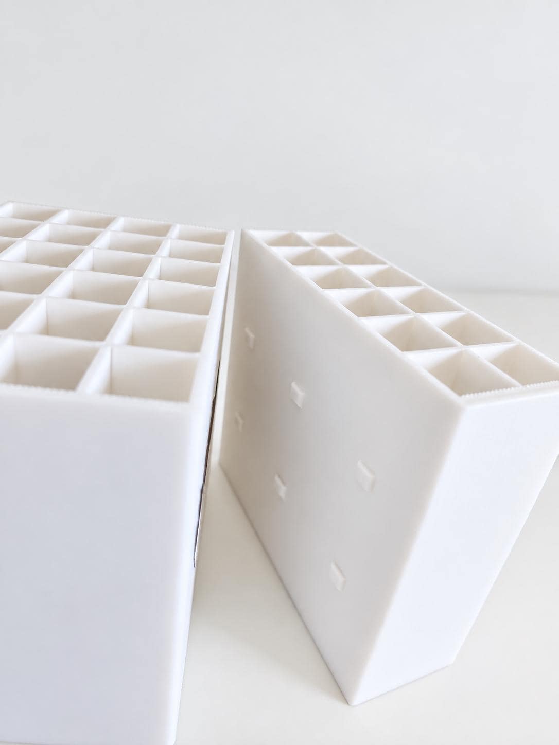 White Marker Organizer 17mm – Modular 12/24/36 Slots