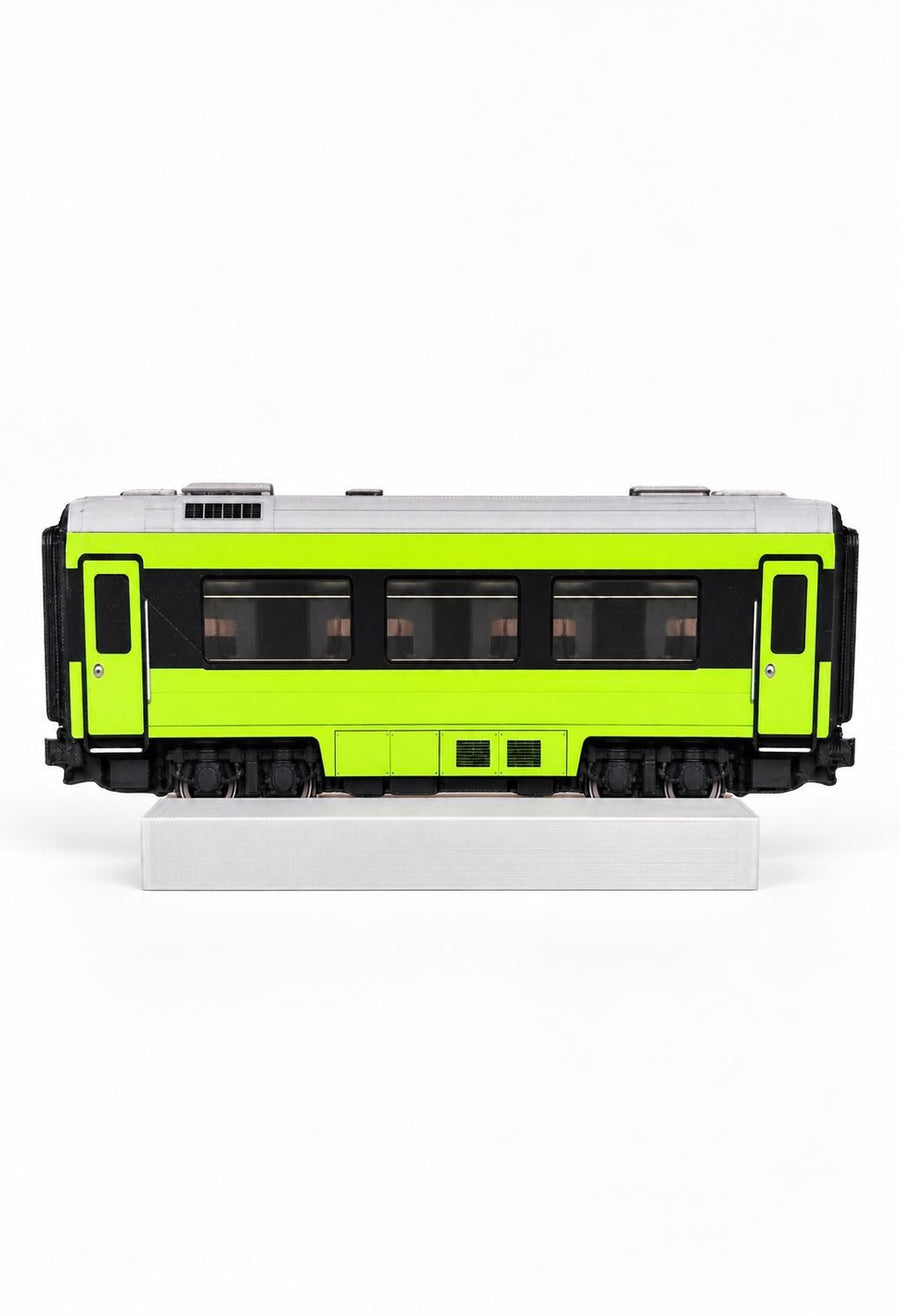 Chromatica Lime Green Long-Distance Coach Graffiti Practice Train – Paintable 3D Rail Art Object