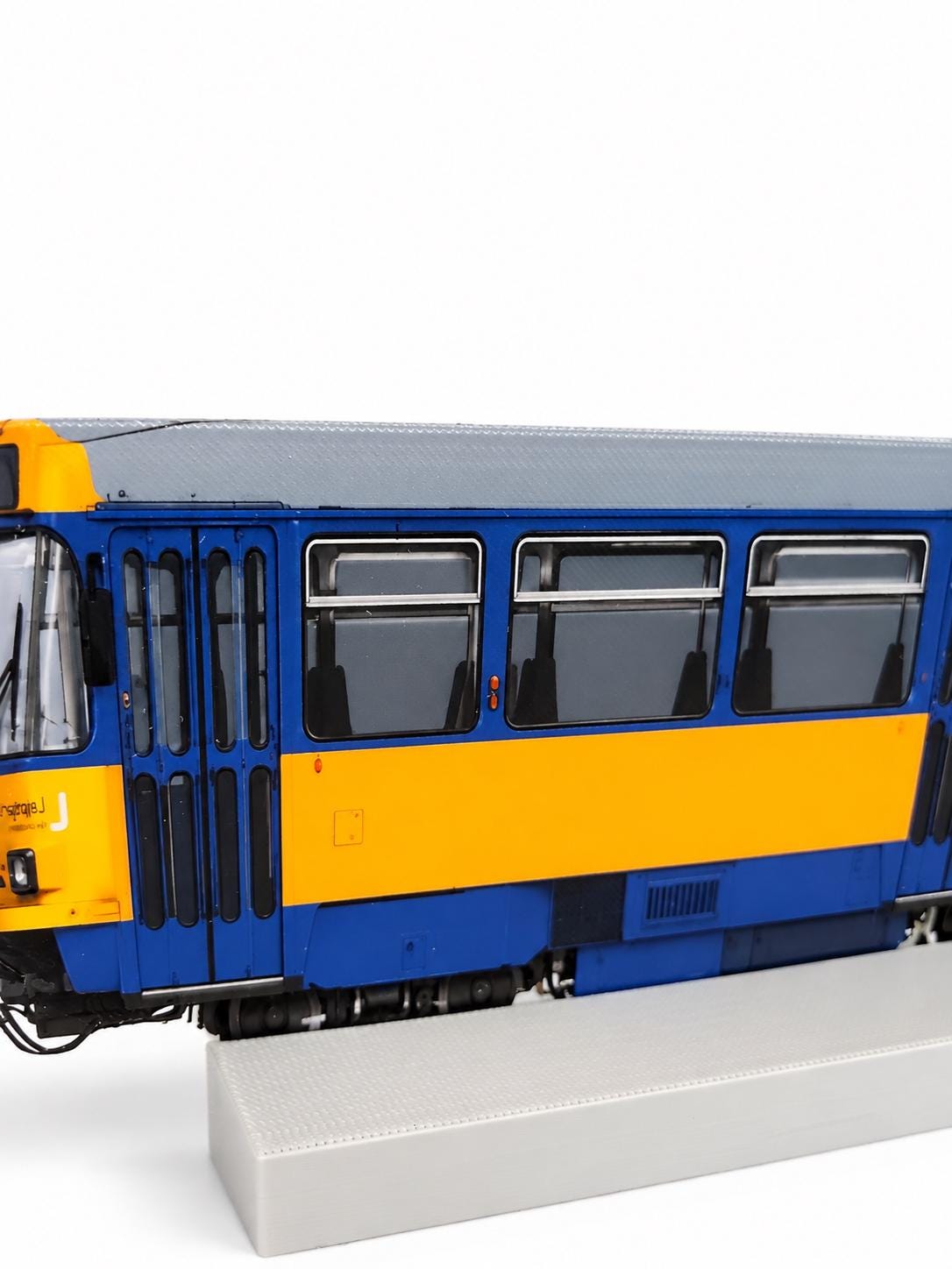 Leipzig Tram Graffiti Practice Train, 3D Printed German Urban Rail, Paintable with Acrylic Markers, Rail Art, 20x10 cm