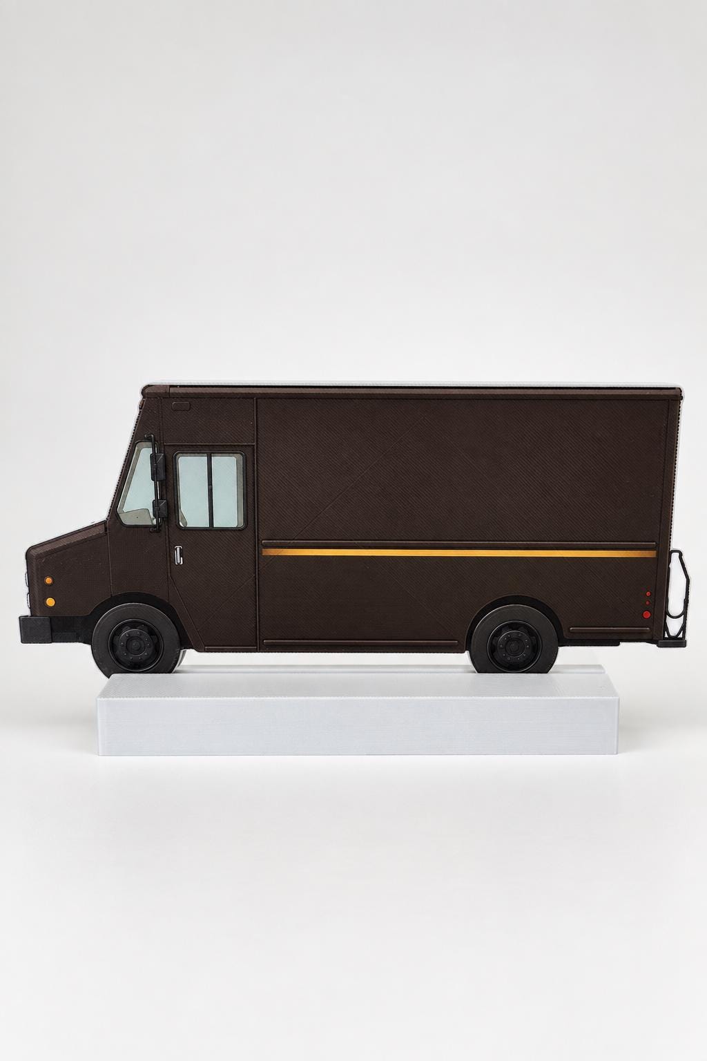 Graffiti Practice Brown Parcel Truck, 3D Printed Truck, Paintable with Acrylic Markers, Urban Art Collectible, 20x10 cm