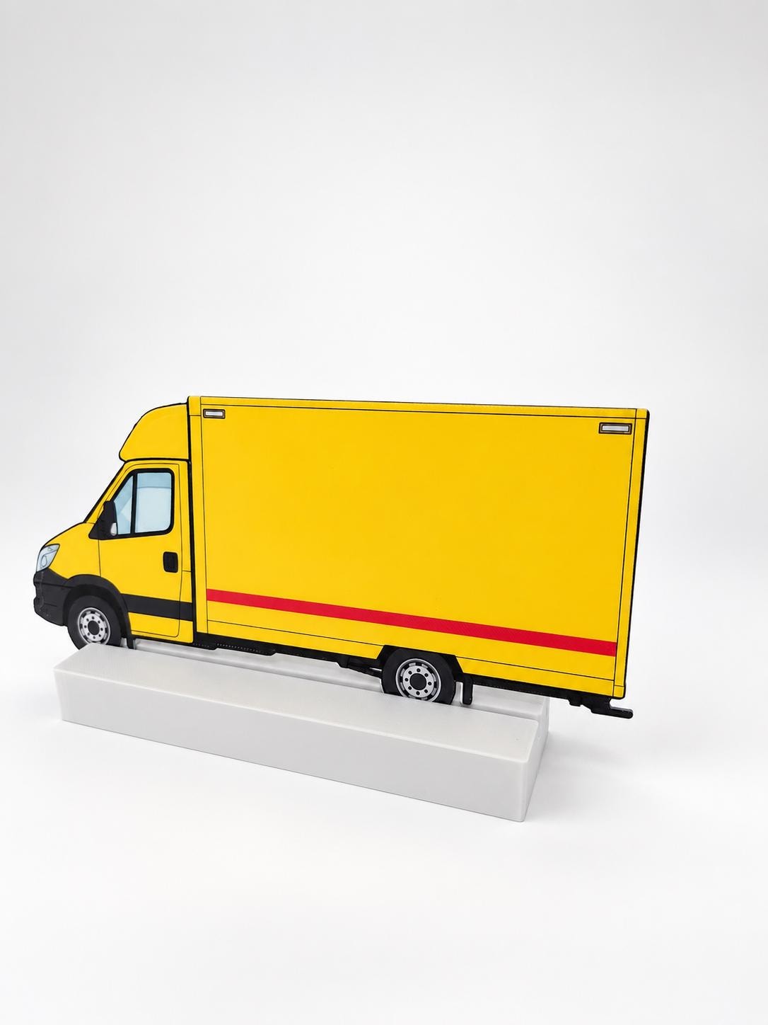 Graffiti Practice Parcel Truck, 3D Printed Yellow Truck, Paintable with Acrylic Markers, Urban Art Collectible, 20x10 cm