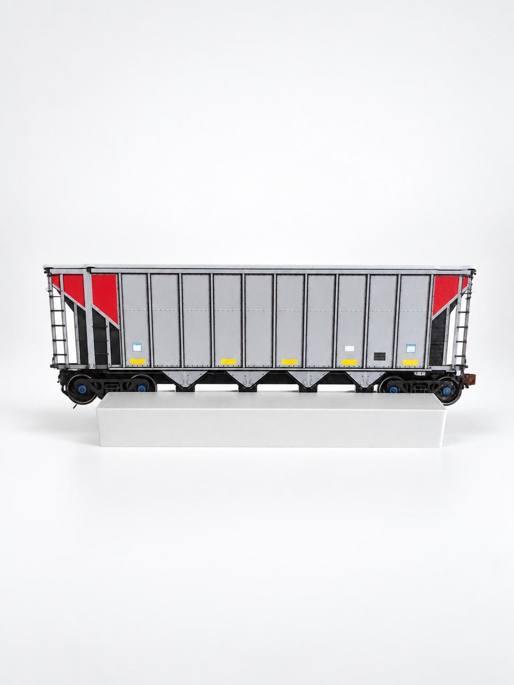 US Freight Graffiti Practice Wagon, 3D Printed Freight Car, Paintable with Acrylic Markers, Rail Art Collectible, 20x10 cm