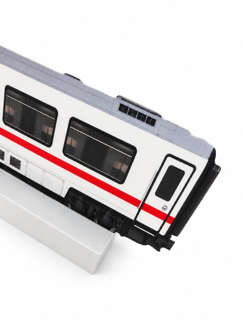 Practice Train – German Intercity Wagon | 3D Printed + UV | 20 x 10 cm Graffiti Paintable Train Prop