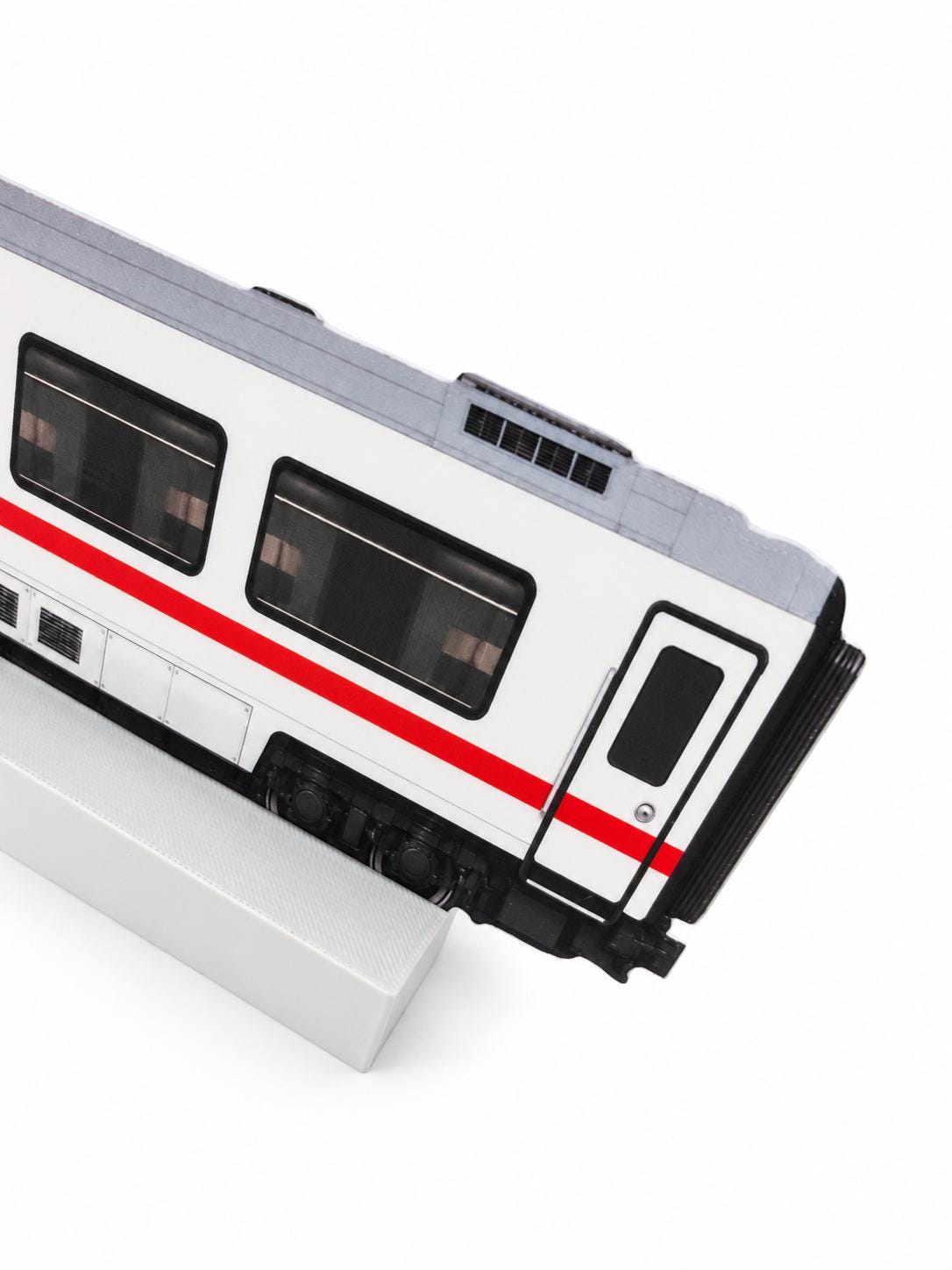 Practice Train – German Intercity Wagon | 3D Printed + UV | 20 x 10 cm Graffiti Paintable Train Prop