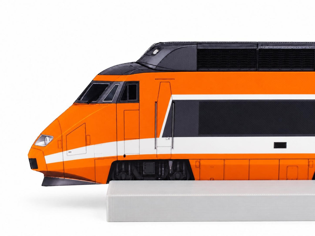 Classic French High-Speed Graffiti Practice Train, 3D Printed Rail Model, Paintable with Acrylic Markers, Rail Art, 20x10 cm