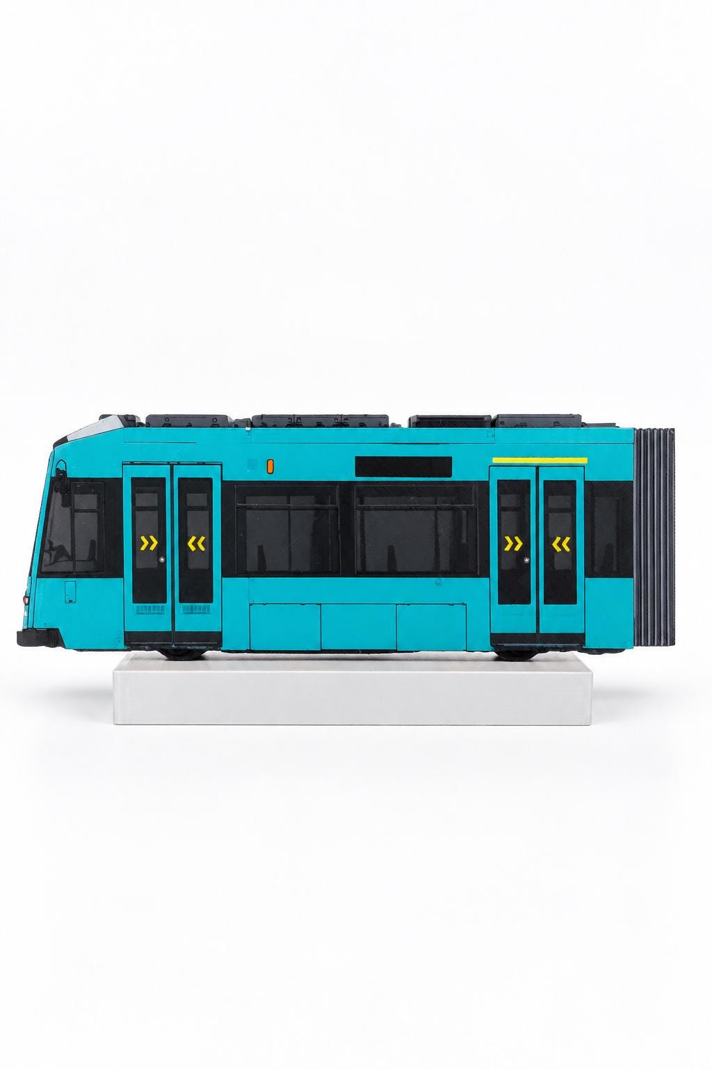 Frankfurt Tram Graffiti Practice Train, 3D Printed German Urban Rail, Paintable with Acrylic Markers, Rail Art, 20x10 cm