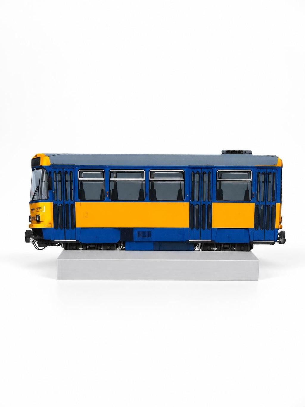 Leipzig Tram Graffiti Practice Train, 3D Printed German Urban Rail, Paintable with Acrylic Markers, Rail Art, 20x10 cm
