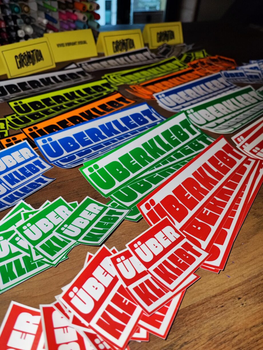 ÜBERKLEBT: Die ultimative Sticker-Rebellion! 25-teiliges Sticker-Set, Aufkleber, Street Art, Fans, Ultras