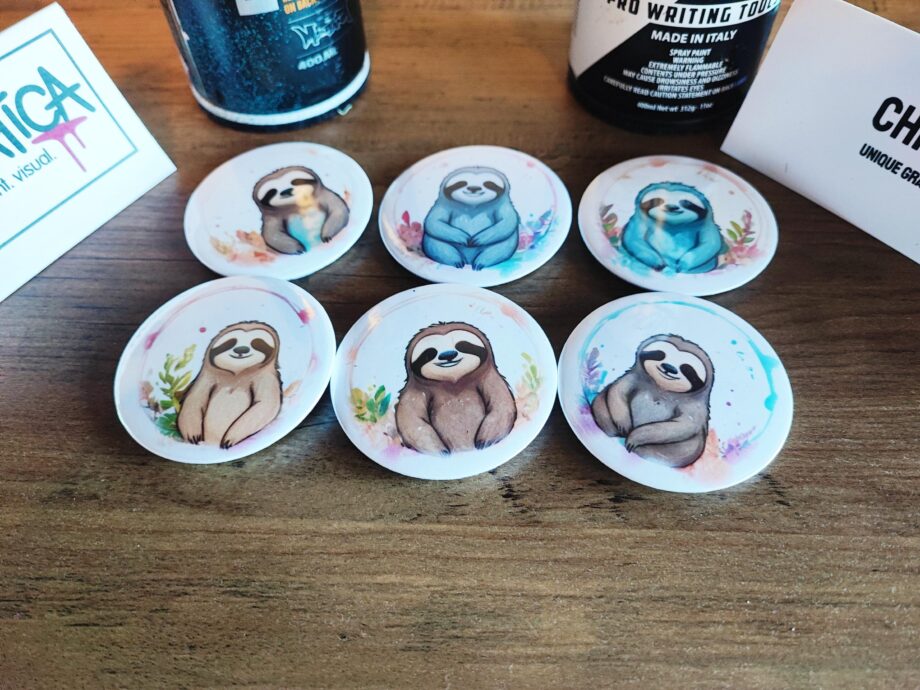 6x Handmade Pastell Badges – Süße Buttons für Kinder & kreative Anlässe | 58 mm | Mit Liebe in Deutschland gemacht