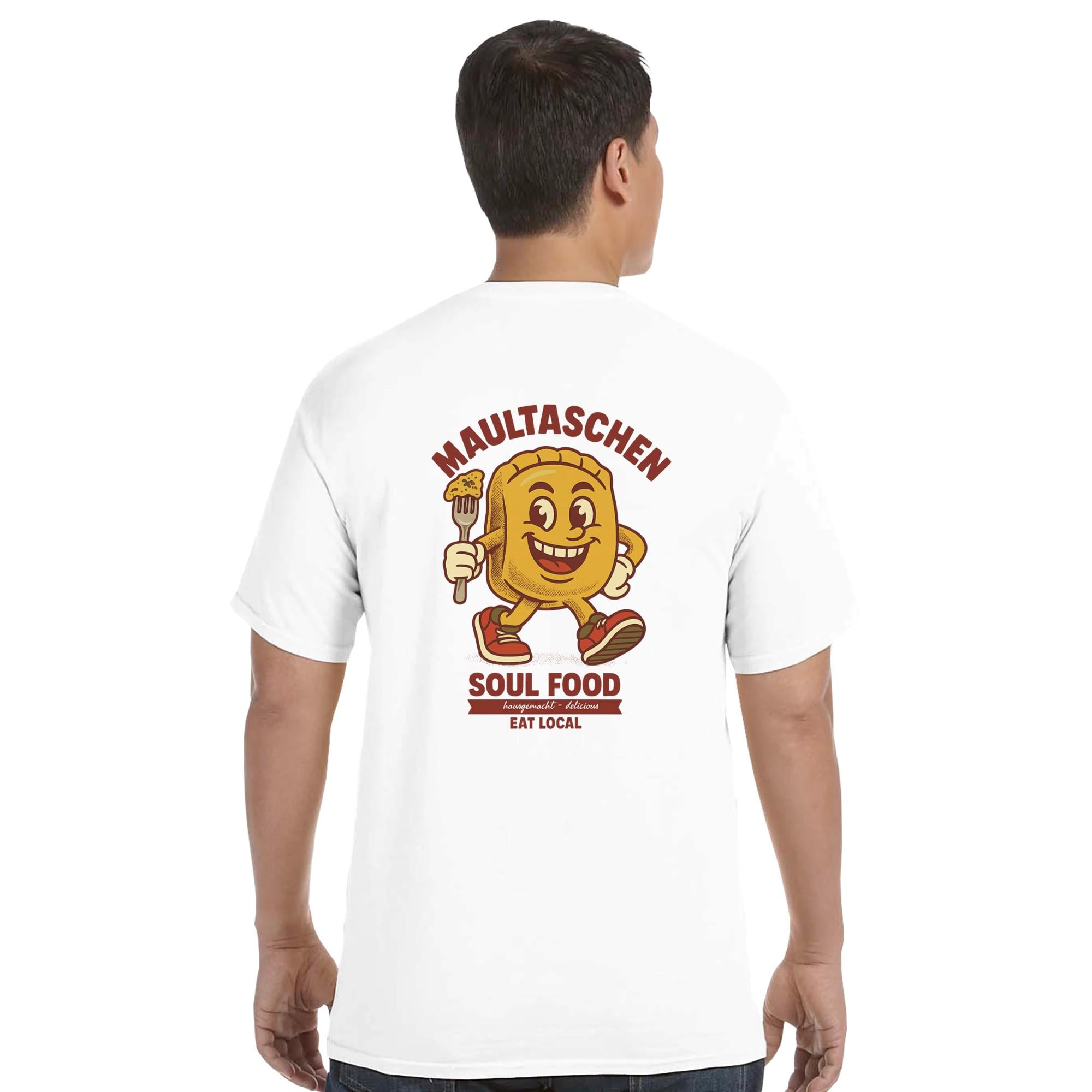 Maultaschen Streetwear T-Shirt – Schwäbisch Soulfood Fashion | Großer Rückendruck Maultaschen – Soul Food – Eat Local | Premium Vintage Look